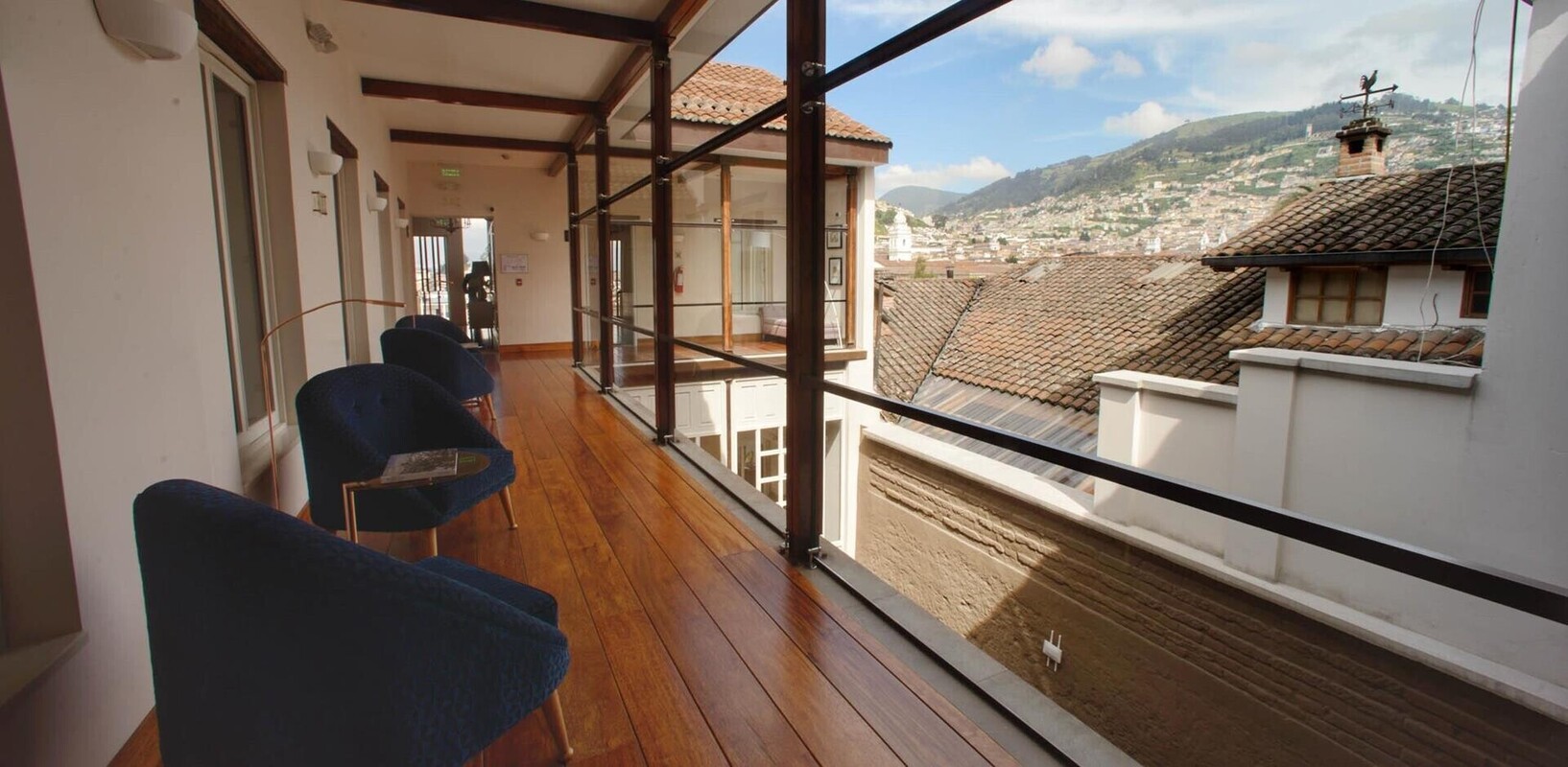 Colonial Heritage Hotel